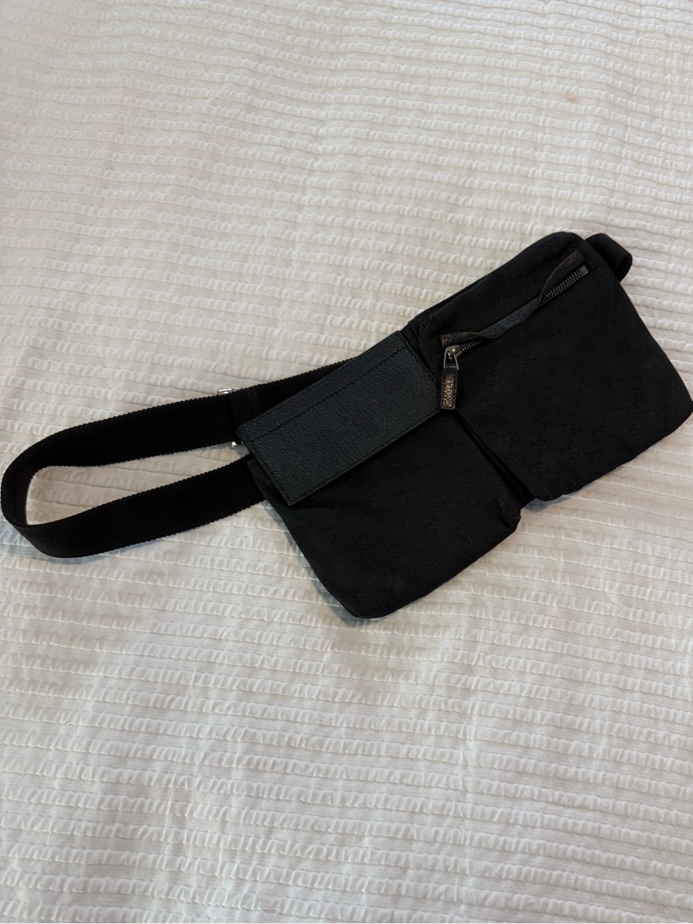 Gucci Crossbody Belt Bag EUC 1156